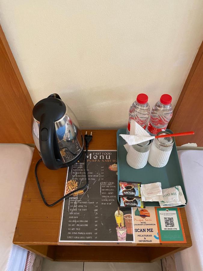 Hotel Puspa Sari Киатер Екстериор снимка